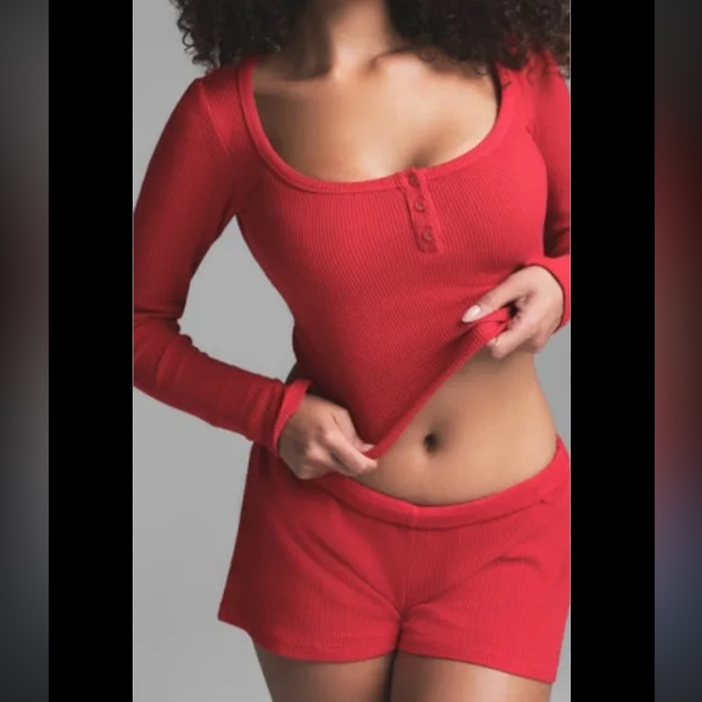 SKIMS Women’s Sleep Red Ribbed Henley and Shorts Pajama Set Size 2X NWT